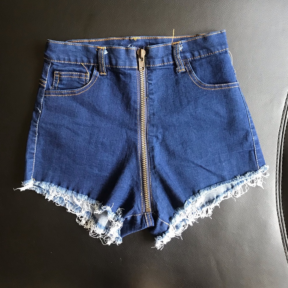 Full zipped front denim